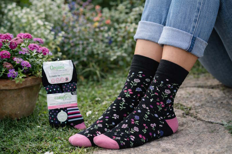 Socks with flowes
